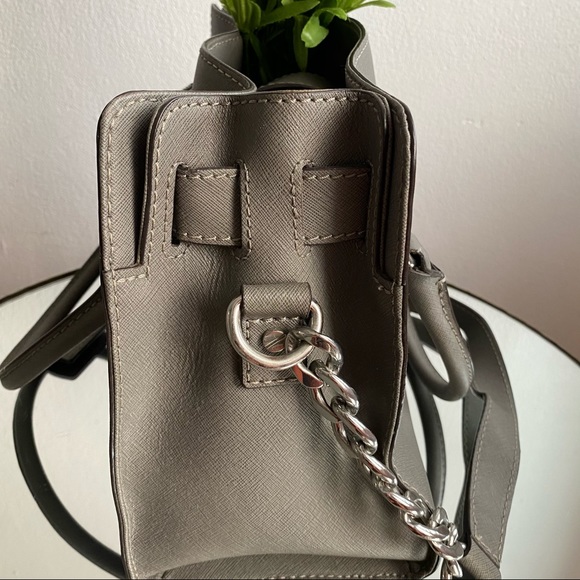 ✨Michael Kors Hamilton Tote in Gray - Picture 3 of 9